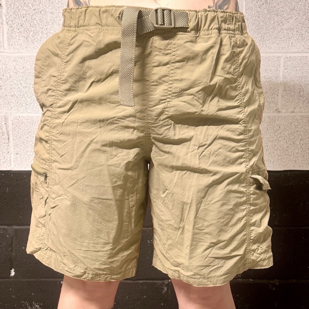 Columbia Beige Utility Cargo Shorts Size M